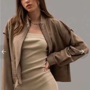 Women's Tan Jacket